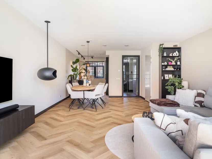 Dorpsomroeper 12, HENDRIK-IDO-AMBACHT