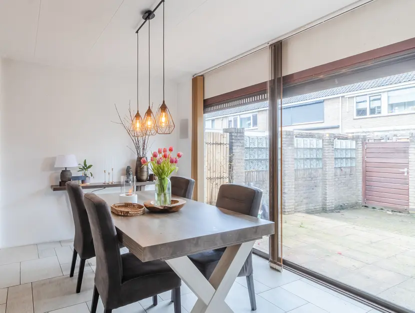 Aert van Nesstraat 4, HENDRIK-IDO-AMBACHT