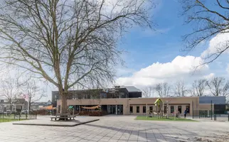 Aert van Nesstraat 4, HENDRIK-IDO-AMBACHT