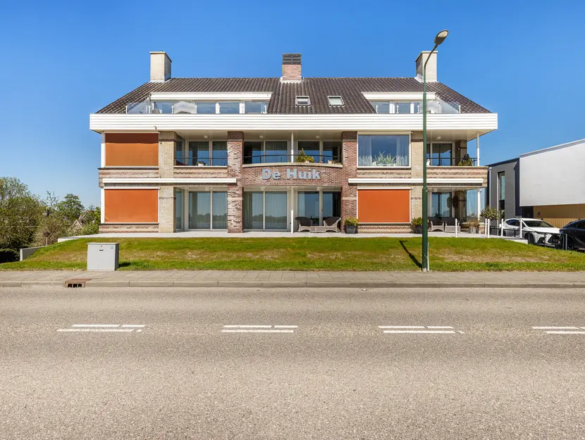 Rivierdijk 199, HARDINXVELD-GIESSENDAM