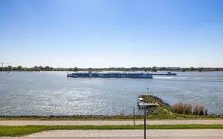 Rivierdijk 199, HARDINXVELD-GIESSENDAM
