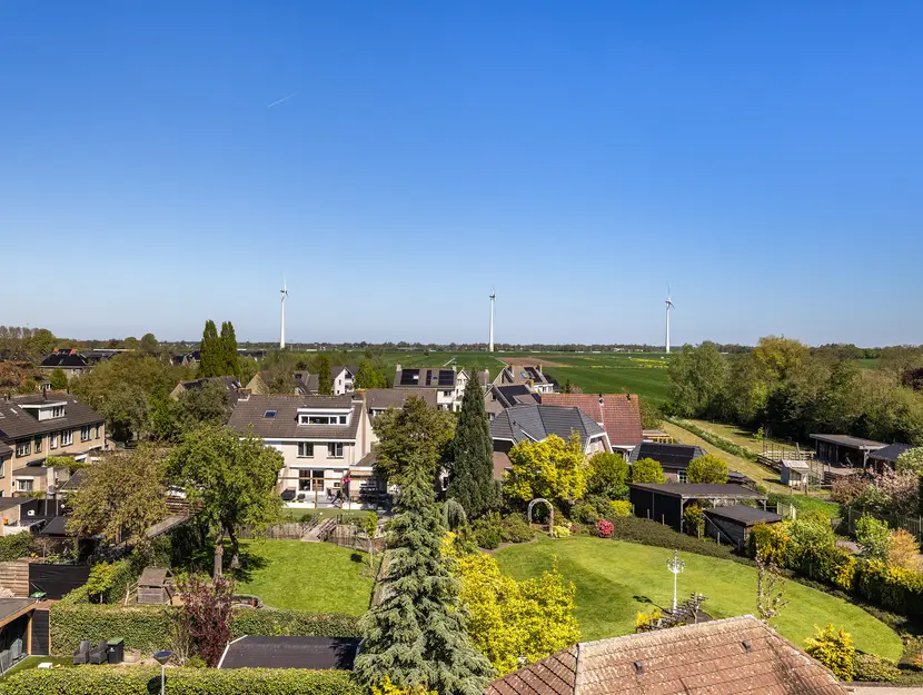 Rivierdijk 199, HARDINXVELD-GIESSENDAM