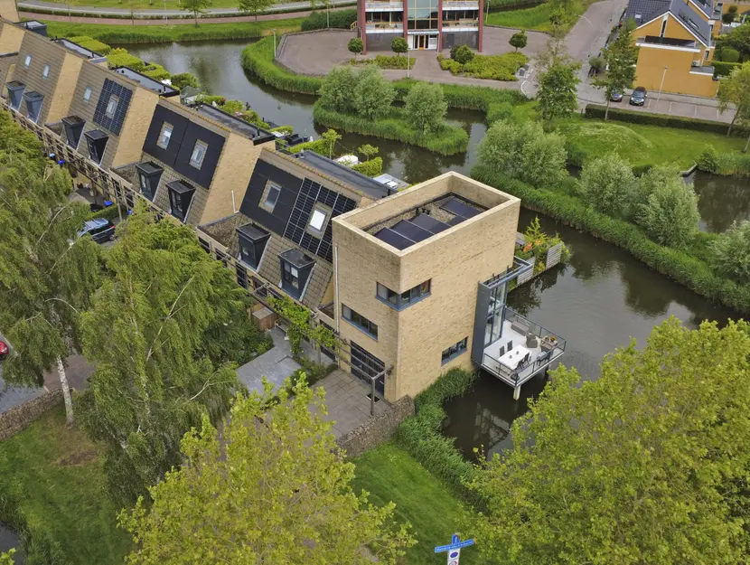 Struisgras 2, HENDRIK-IDO-AMBACHT