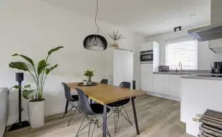 Steur 51, HENDRIK-IDO-AMBACHT