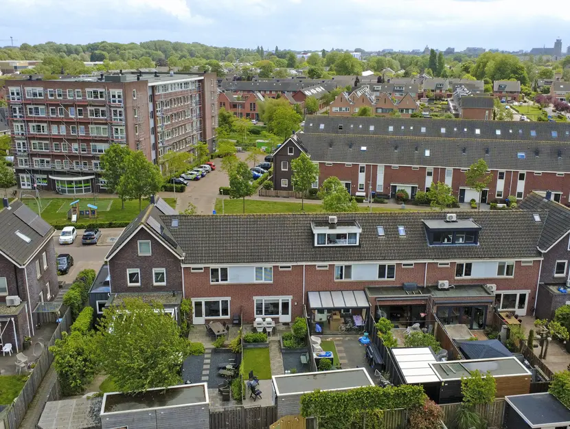 Steur 51, HENDRIK-IDO-AMBACHT