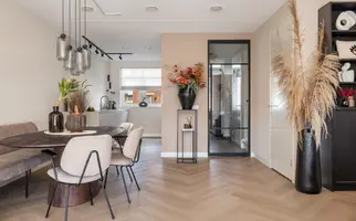 Dorpsomroeper 6, HENDRIK-IDO-AMBACHT