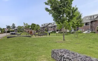 Steur 128, HENDRIK-IDO-AMBACHT