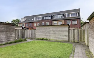 Steur 128, HENDRIK-IDO-AMBACHT