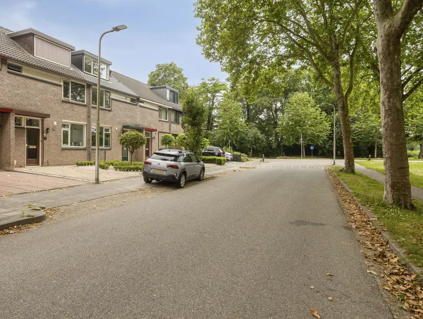 De Hoog 6, HENDRIK-IDO-AMBACHT
