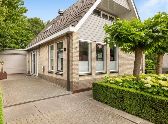 Ferdinand Bolstraat 22