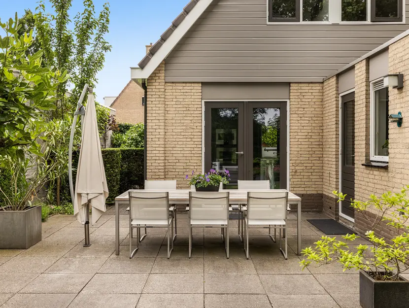Ferdinand Bolstraat 22, HENDRIK-IDO-AMBACHT