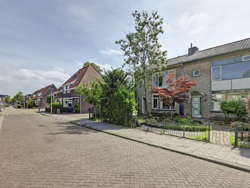 Oranjestraat 2A, HENDRIK-IDO-AMBACHT