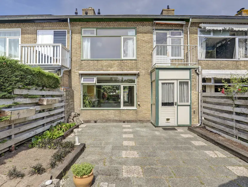 Oranjestraat 2A, HENDRIK-IDO-AMBACHT