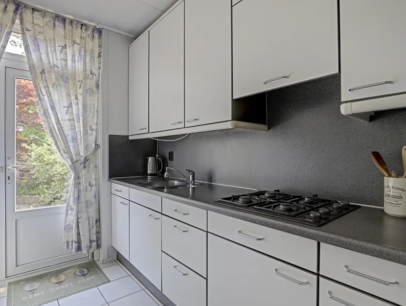 Evertsenstraat 54, HENDRIK-IDO-AMBACHT