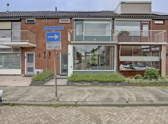 Warmoeziershof 4