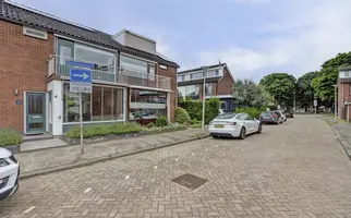 Warmoeziershof 4, HENDRIK-IDO-AMBACHT