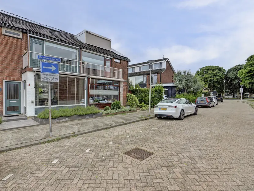 Warmoeziershof 4, HENDRIK-IDO-AMBACHT