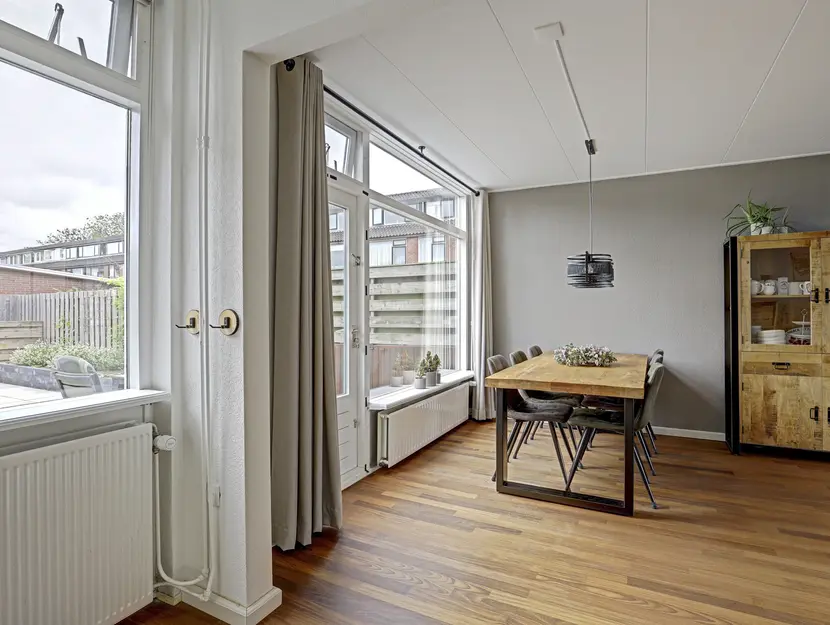 Warmoeziershof 4, HENDRIK-IDO-AMBACHT