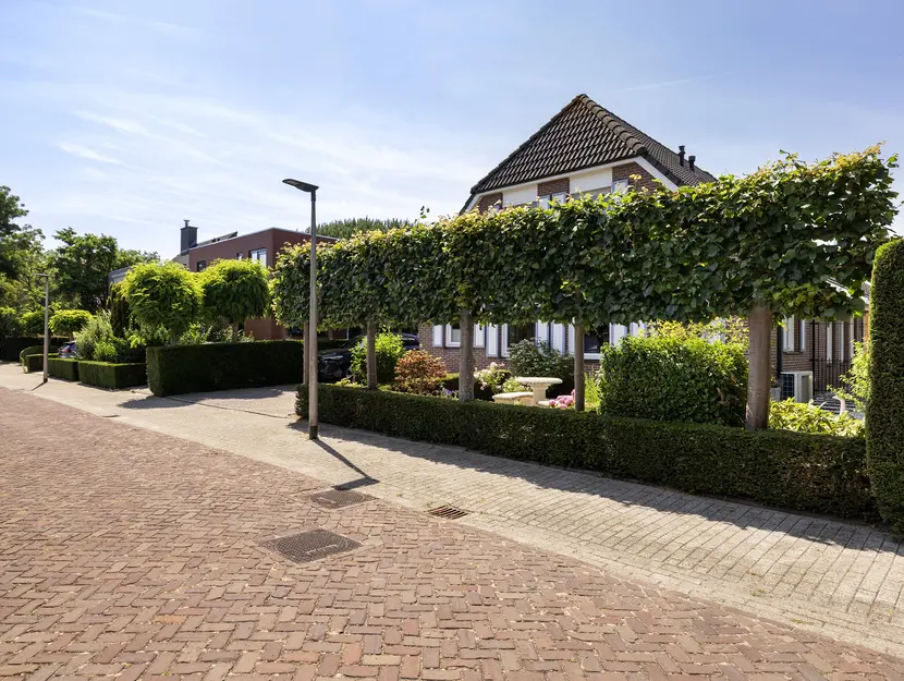 Agnes Bartoutslaan 55, HENDRIK-IDO-AMBACHT