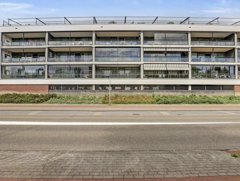 Burgemeester Brouwerstraat 117, ZWIJNDRECHT