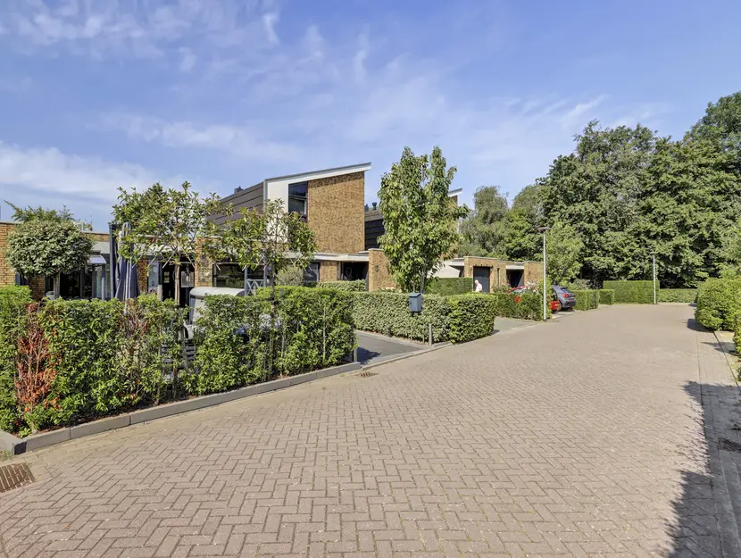 Barbeel 3, Hendrik-Ido-Ambacht