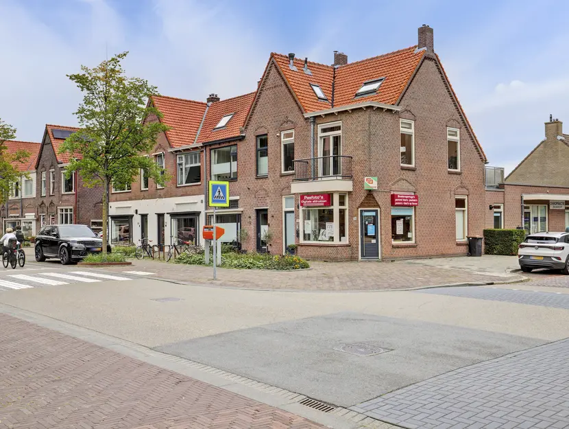 Burgemeester de Bruïnelaan 70B, ZWIJNDRECHT