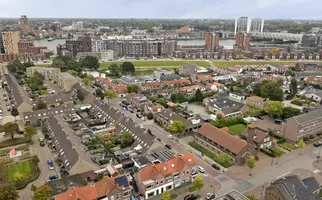 Burgemeester de Bruïnelaan 70B, ZWIJNDRECHT