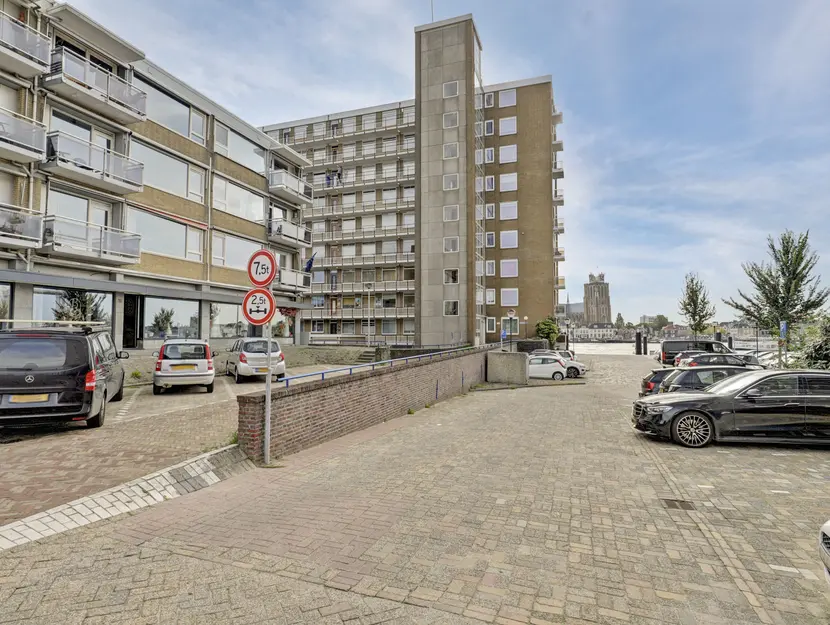 Maasplein 20, ZWIJNDRECHT