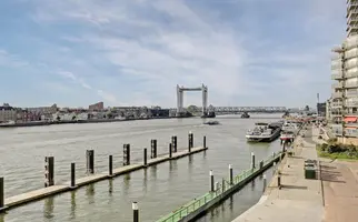 Maasplein 20, ZWIJNDRECHT