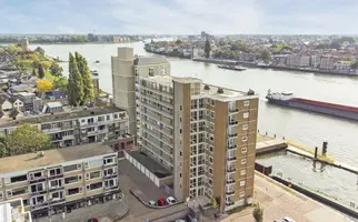 Maasplein 20, ZWIJNDRECHT