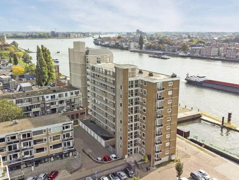 Maasplein 20, ZWIJNDRECHT