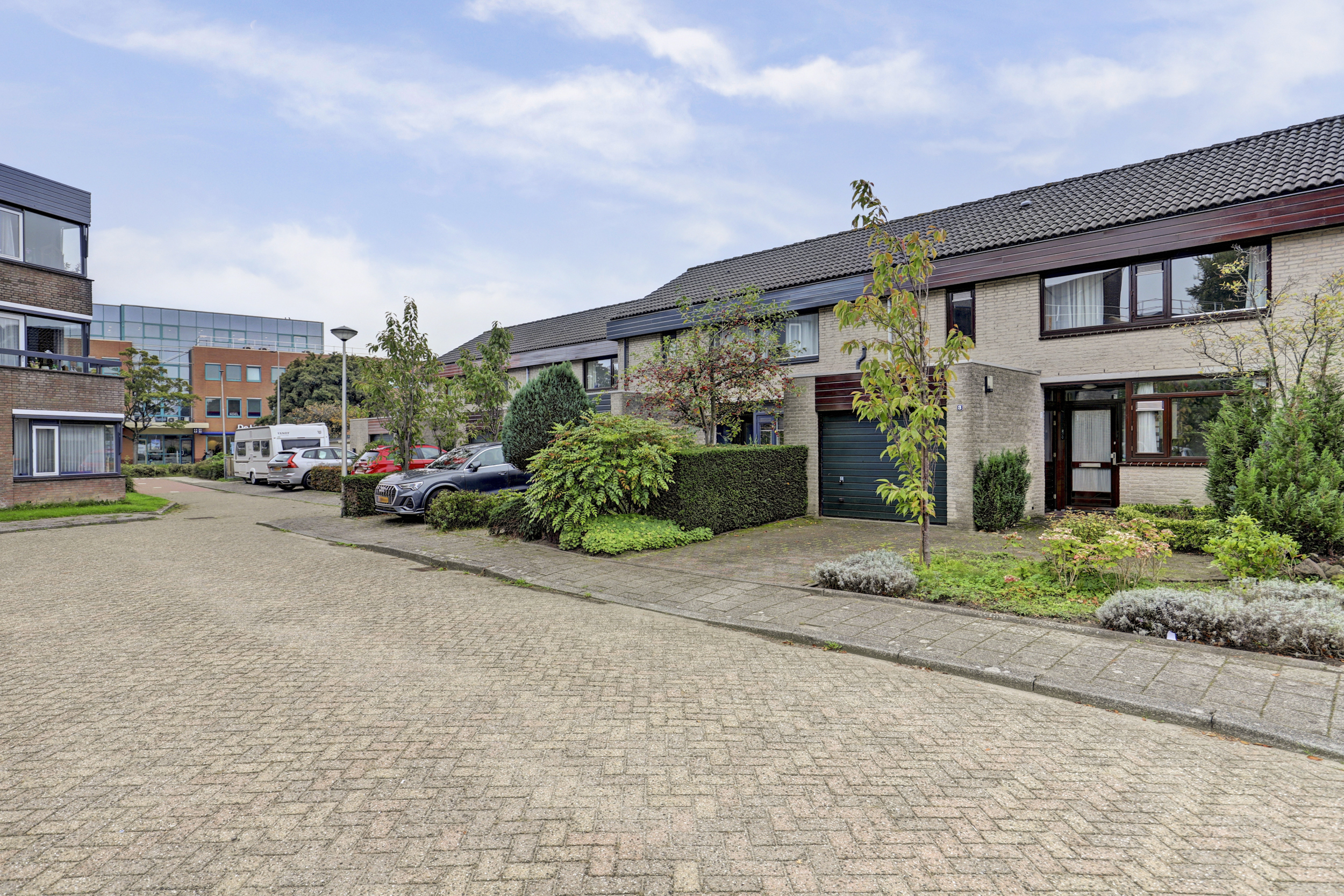 Tussenwoning te koop: De Kring 3, Zwijndrecht