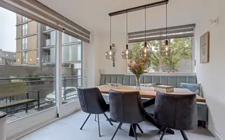 Tolhuis 20, Zwijndrecht