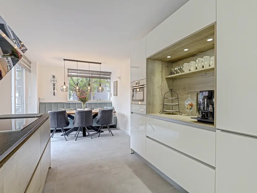 Tolhuis 20, Zwijndrecht