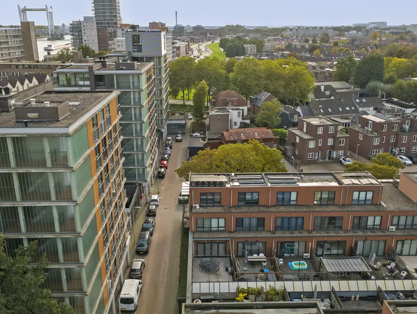 Tolhuis 20, Zwijndrecht