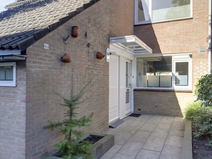 Noten-bogerd 46, Hendrik-Ido-Ambacht
