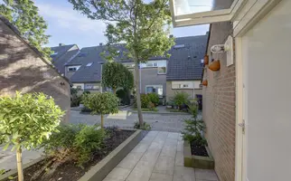 Noten-bogerd 46, Hendrik-Ido-Ambacht