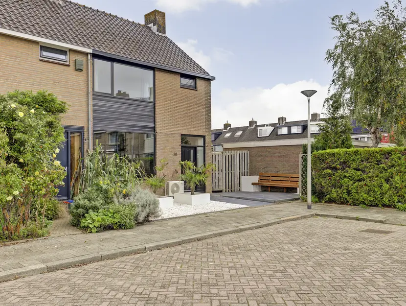 Schultz van Haegenstraat 18, HENDRIK-IDO-AMBACHT