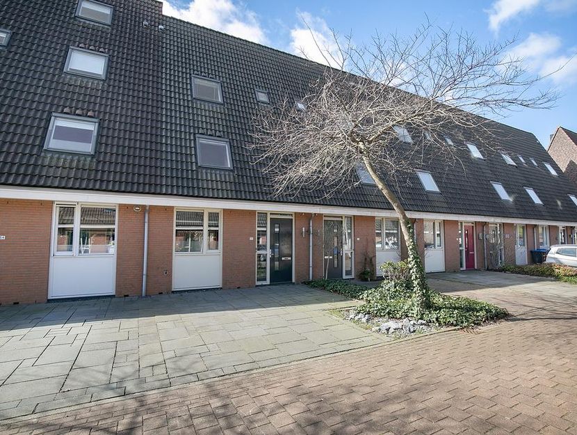 Perengaarde 52, HENDRIK-IDO-AMBACHT