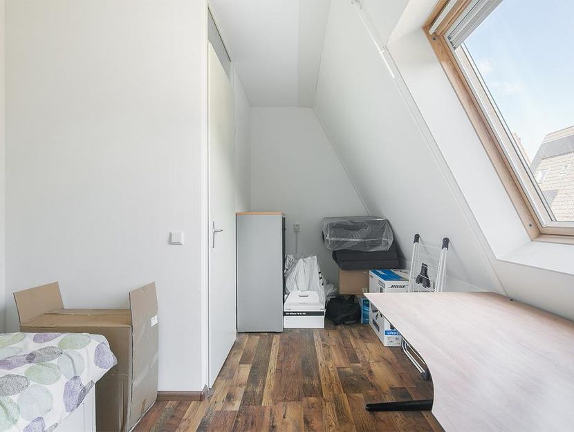 Perengaarde 52, HENDRIK-IDO-AMBACHT