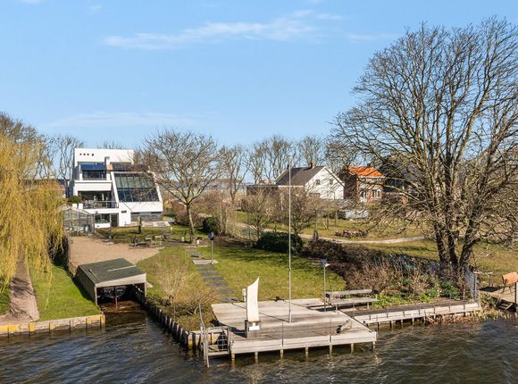 Rijksstraatweg 185