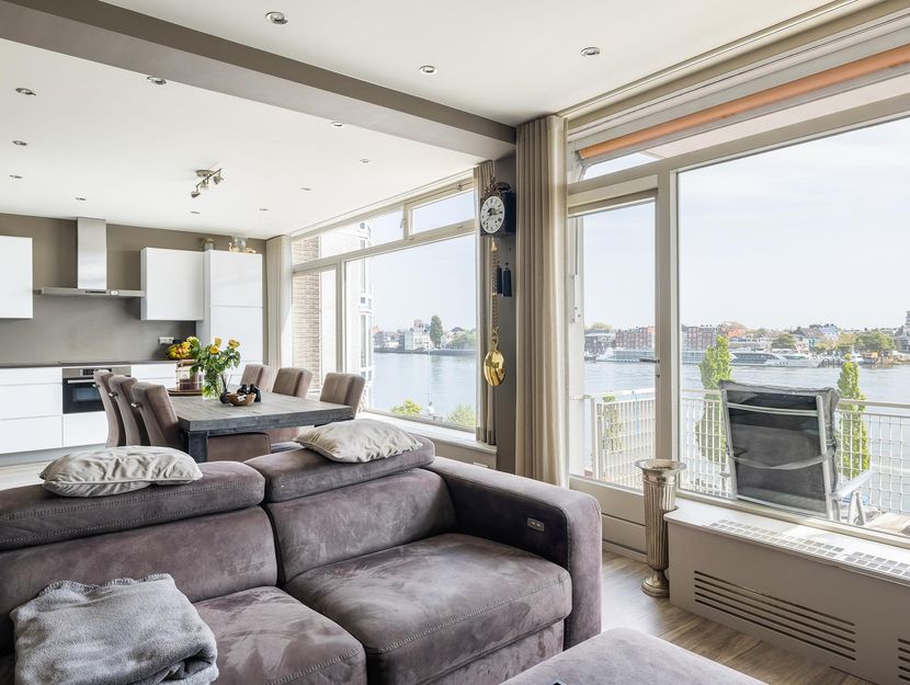 Maasplein 23, ZWIJNDRECHT