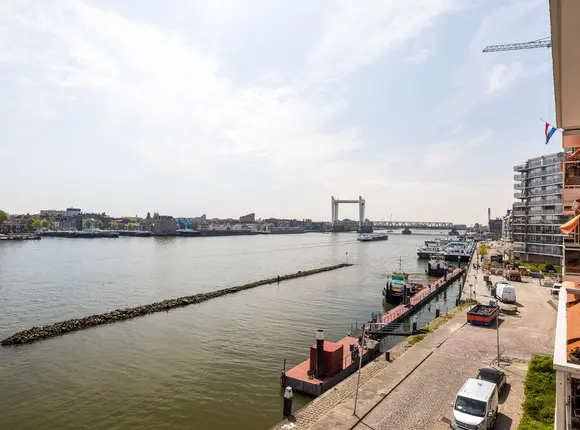 Maasplein 23