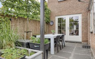 Ring 325, HENDRIK-IDO-AMBACHT