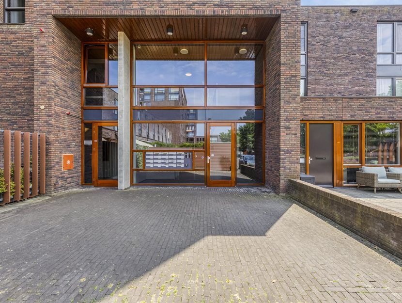De Heerlijkheid 27, HENDRIK-IDO-AMBACHT
