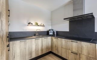 De Heerlijkheid 27, HENDRIK-IDO-AMBACHT