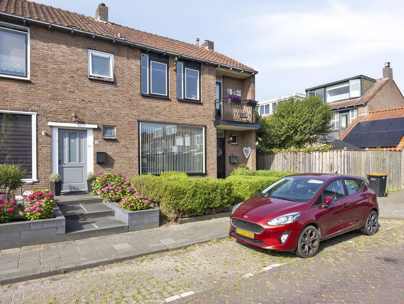Stoop van Zwijndrechtstraat 14, ZWIJNDRECHT