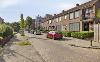 Stoop van Zwijndrechtstraat 14, ZWIJNDRECHT