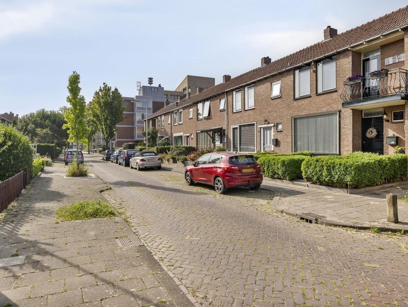 Stoop van Zwijndrechtstraat 14, ZWIJNDRECHT