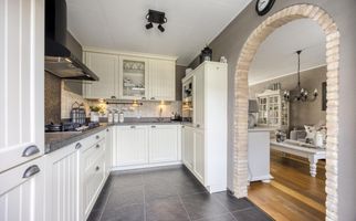 Stoop van Zwijndrechtstraat 14, ZWIJNDRECHT